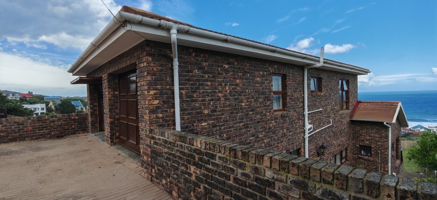 3 Bedroom Property for Sale in Dana Bay Western Cape